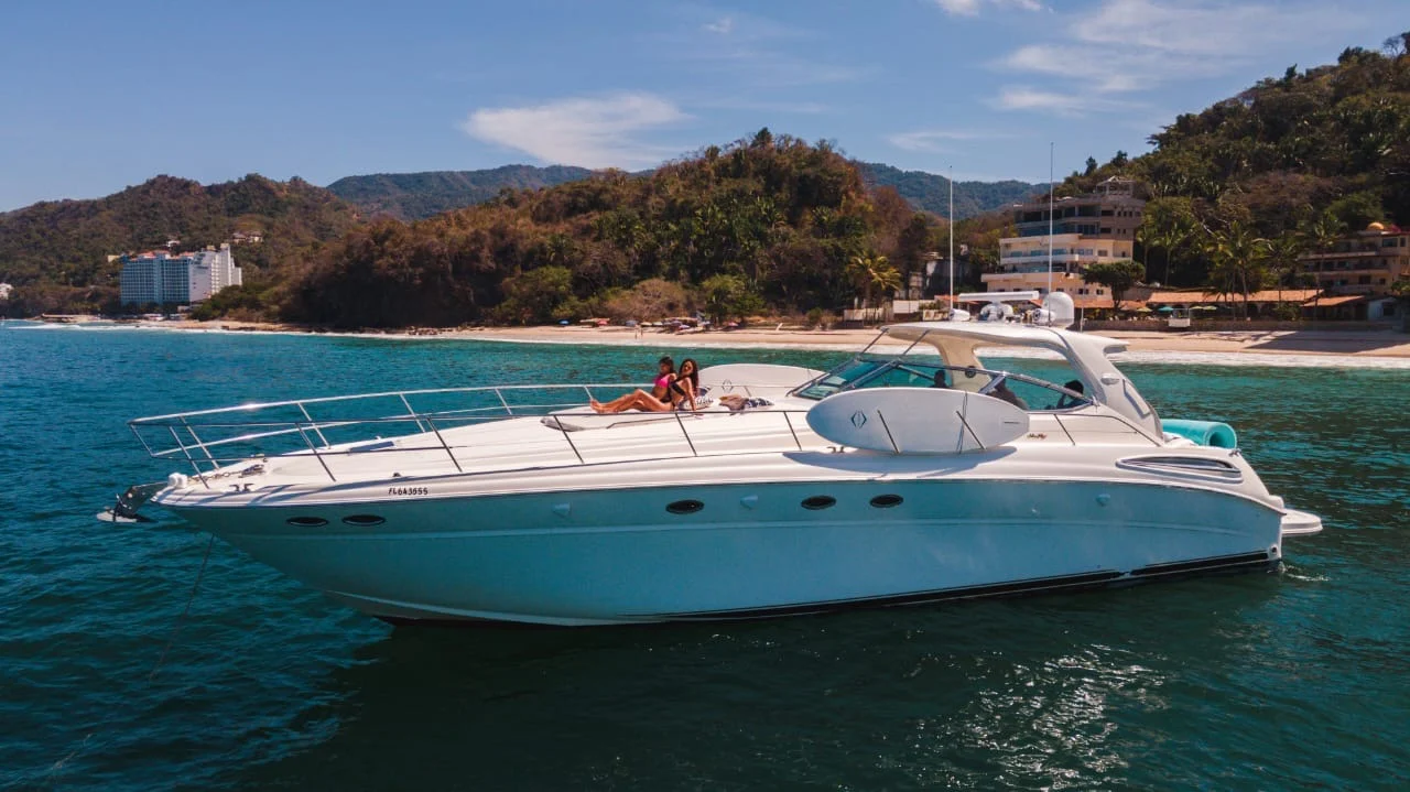 Charter Yacht RUBY