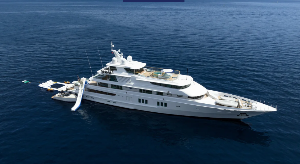 Charter Yacht CORAL OCEAN
