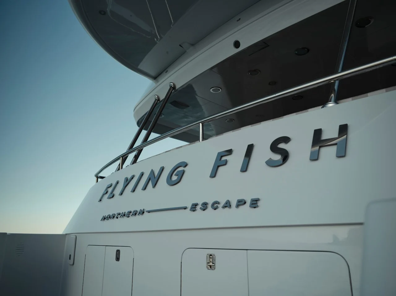 charter yacht FLYING FISH