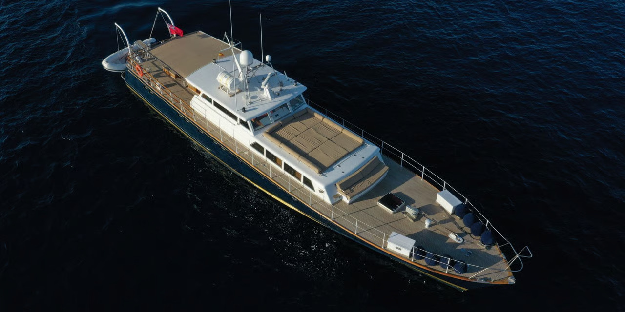 Charter Yacht CIUTADELLA