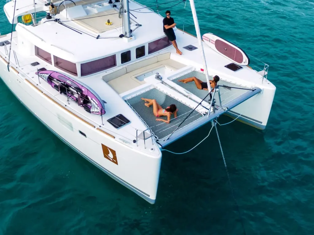 Charter Yacht BLUE BERRY