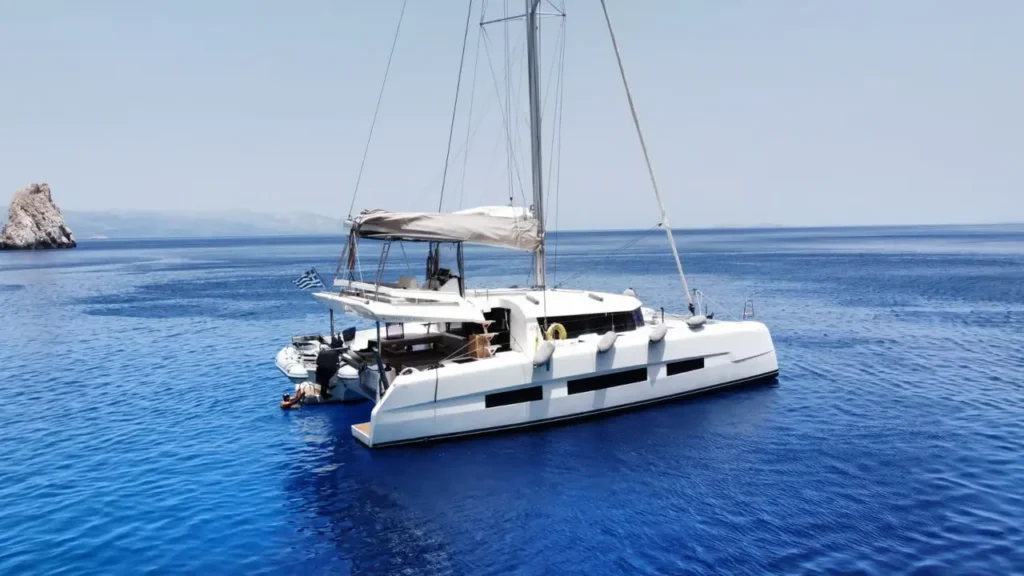 Charter Yacht CAIPIRINHA