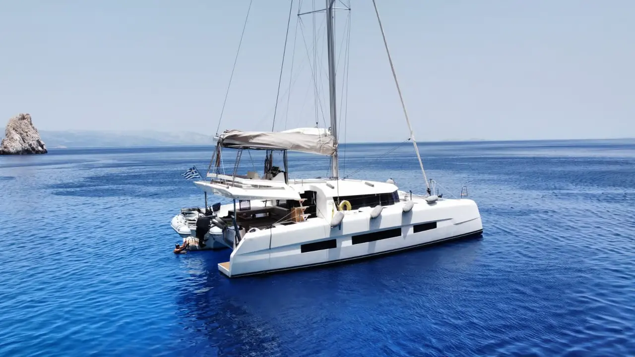 Charter Yacht CAIPIRINHA