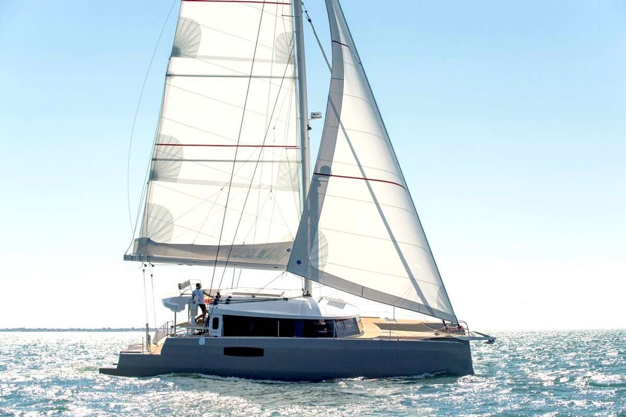 Charter Yacht L’OCTANT