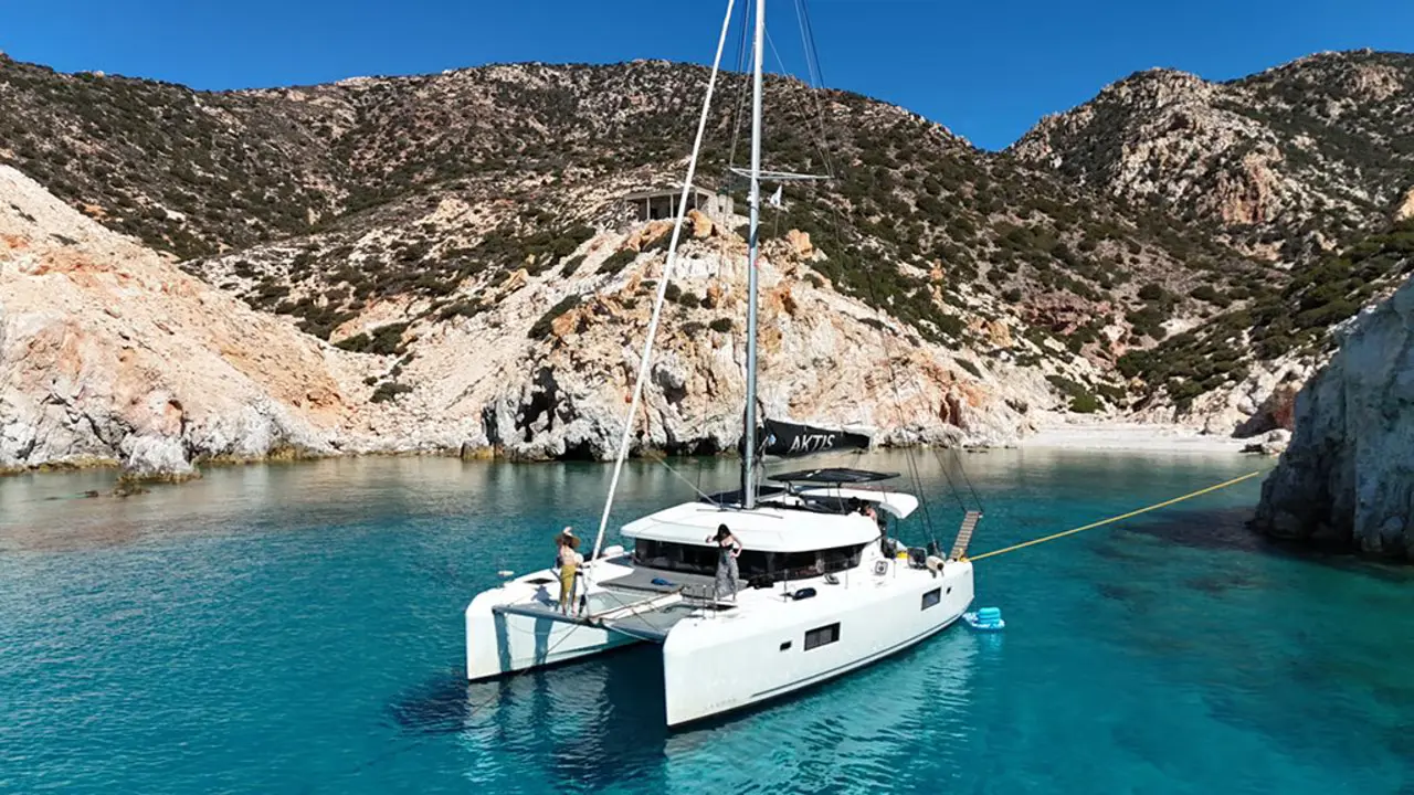 Charter Yacht AKTIS