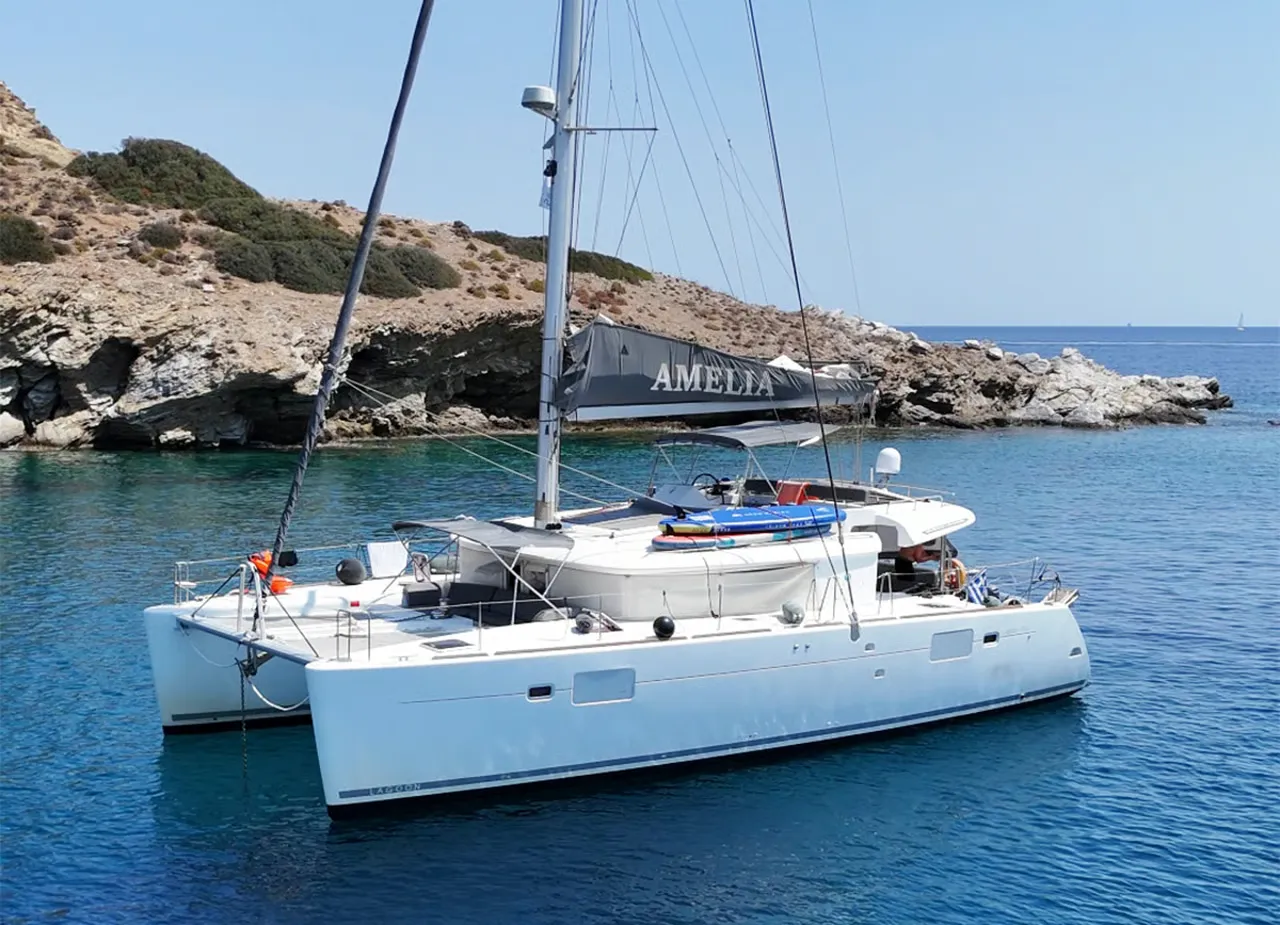 Charter Yacht AMELIA