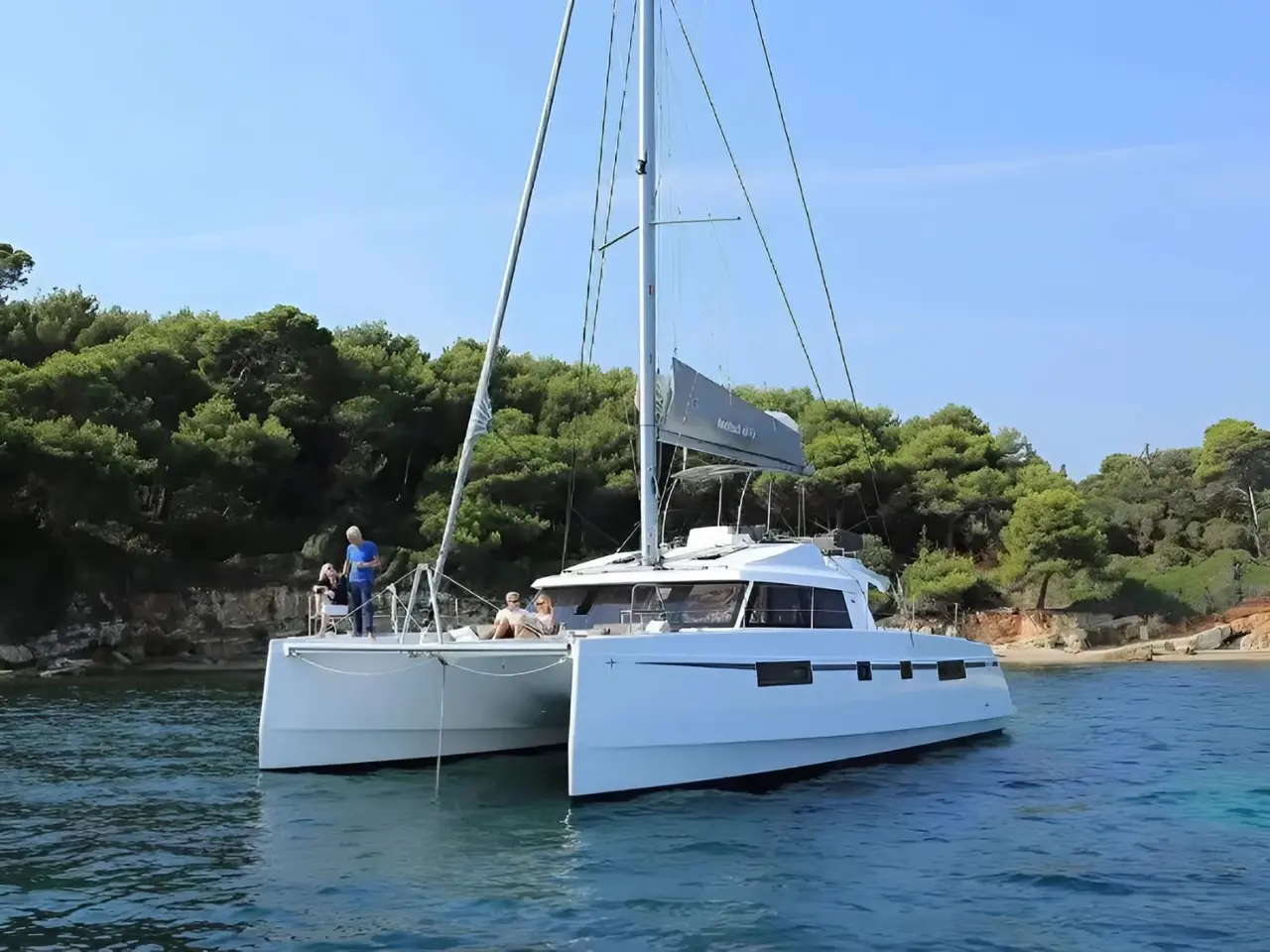 Charter Yacht AURELIANO