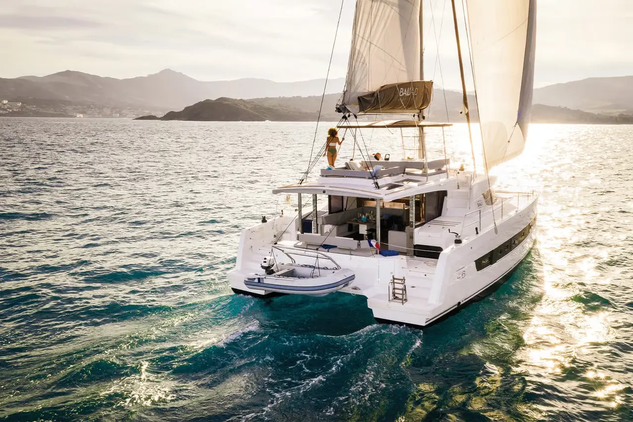 Charter Yacht ENMA