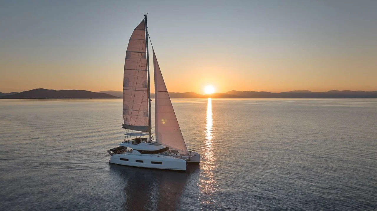 Charter Yacht HAPPY