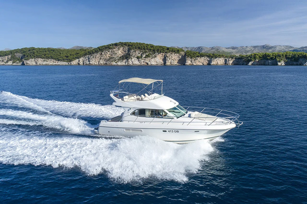 Charter Yacht LADY LOTA