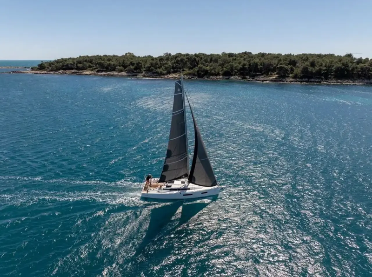 Charter Yacht NORTHWIND