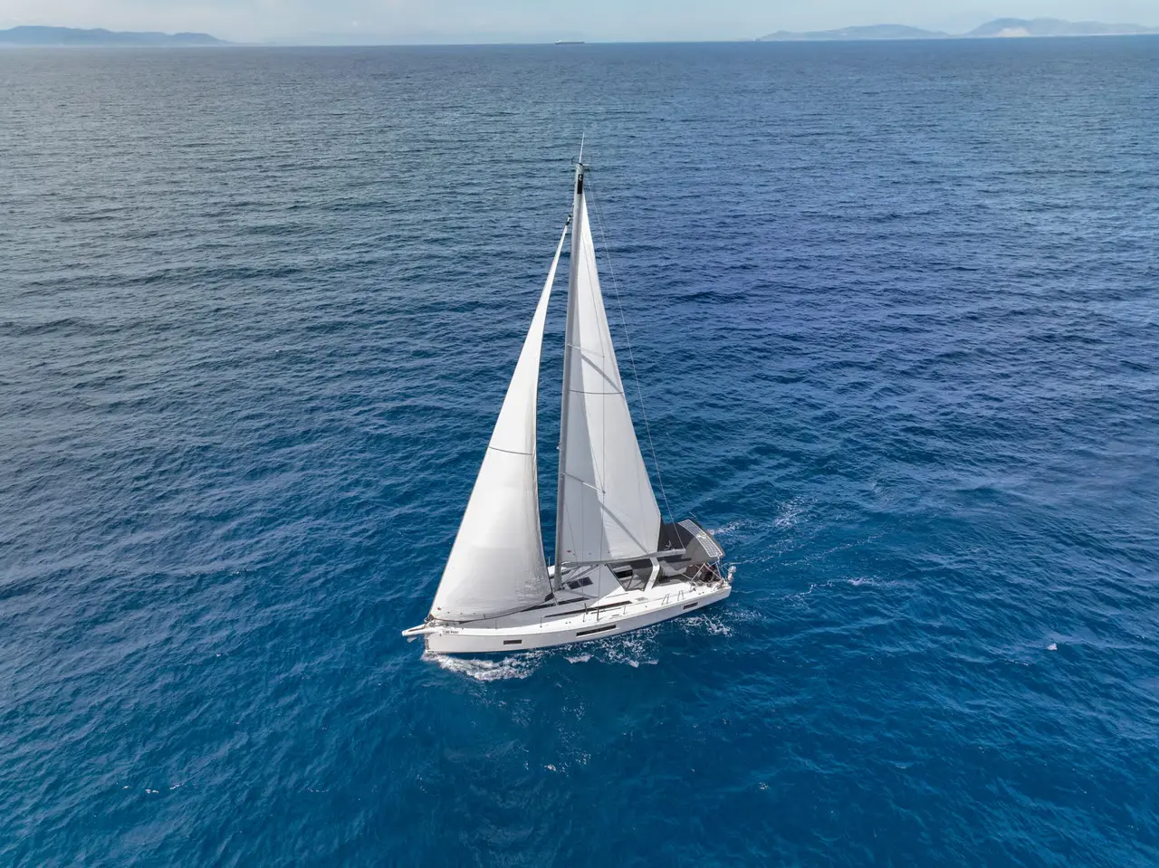 Charter Yacht ONE PIECE