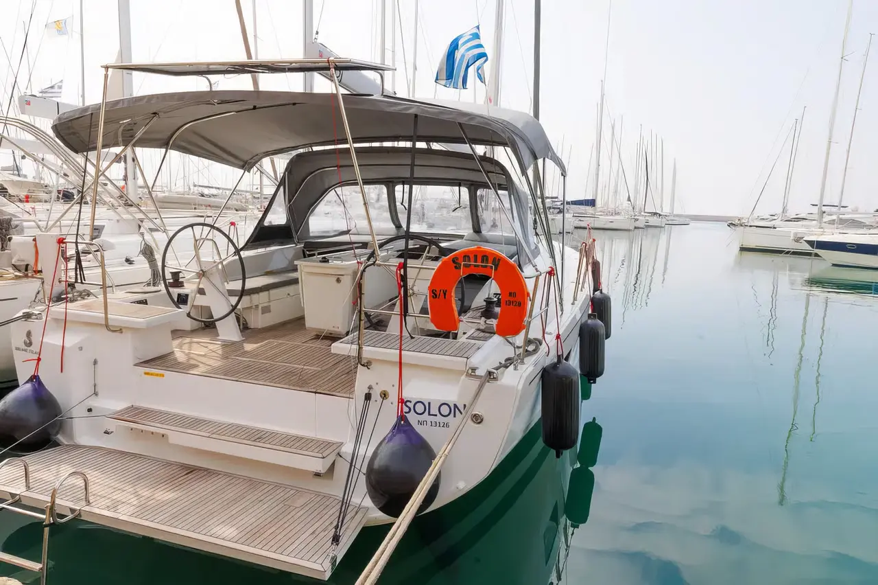 Charter Yacht SOLON