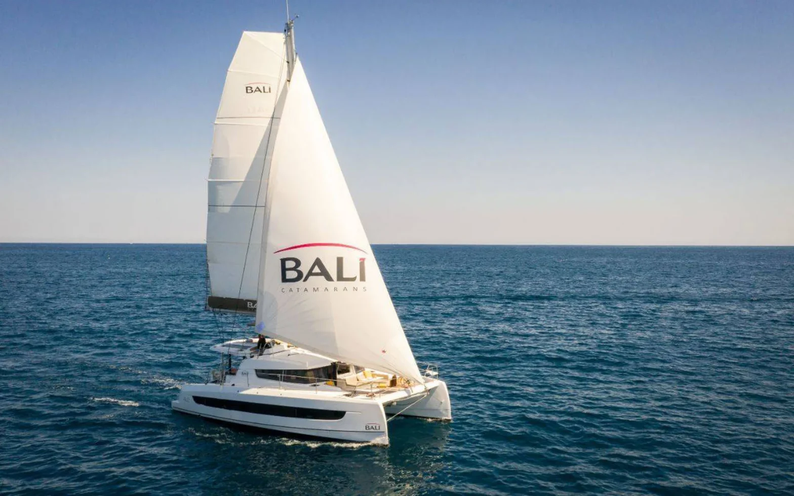 Charter Yacht VEGAS