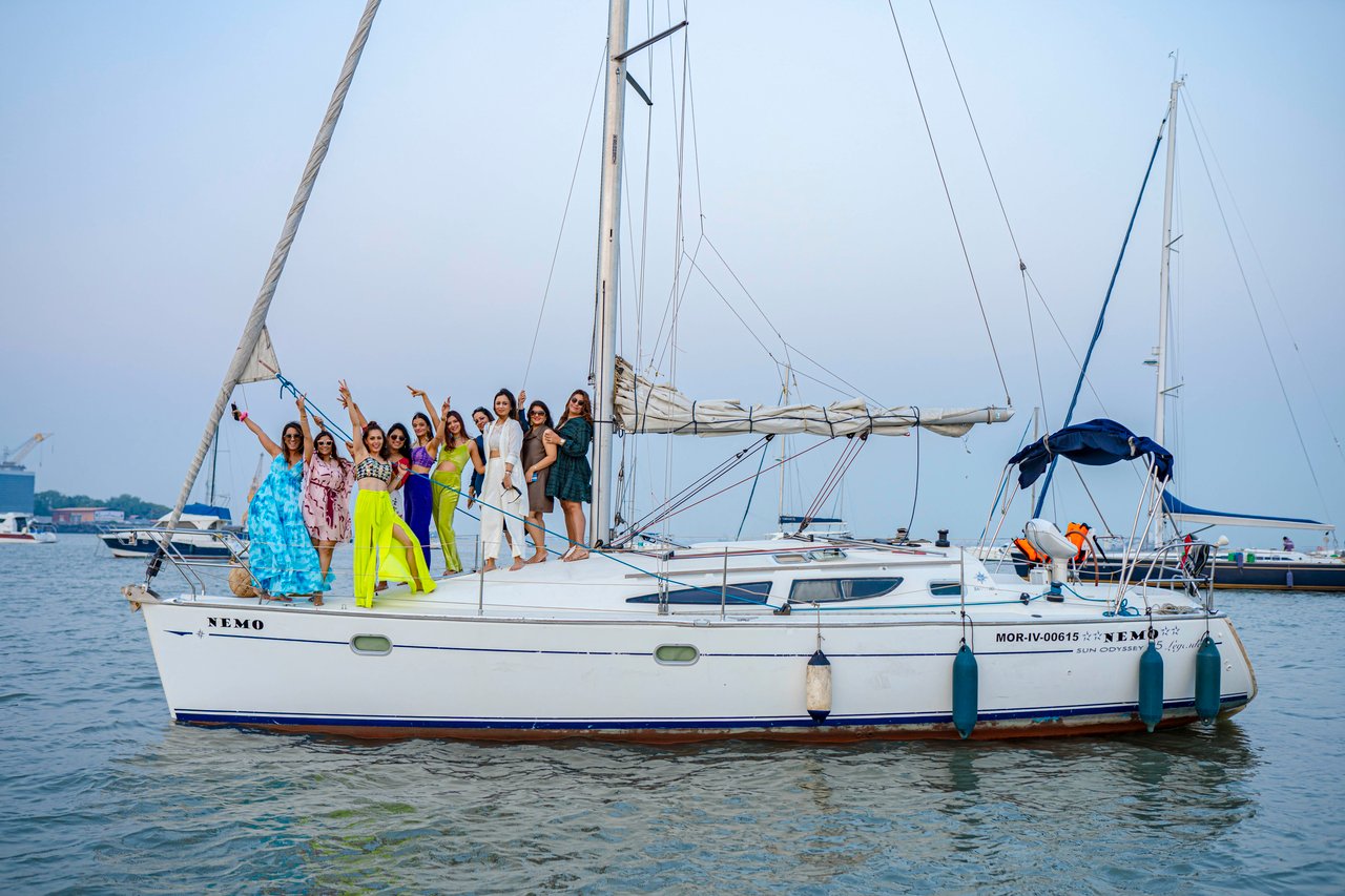 Charter Yacht NEMO