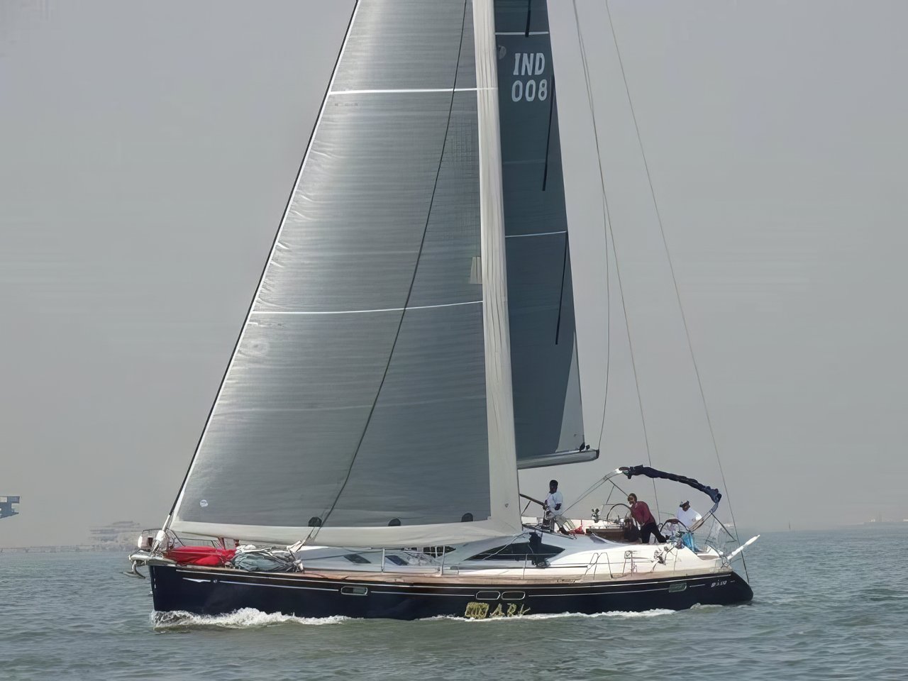 Charter Yacht SUN ODYSSEY 54