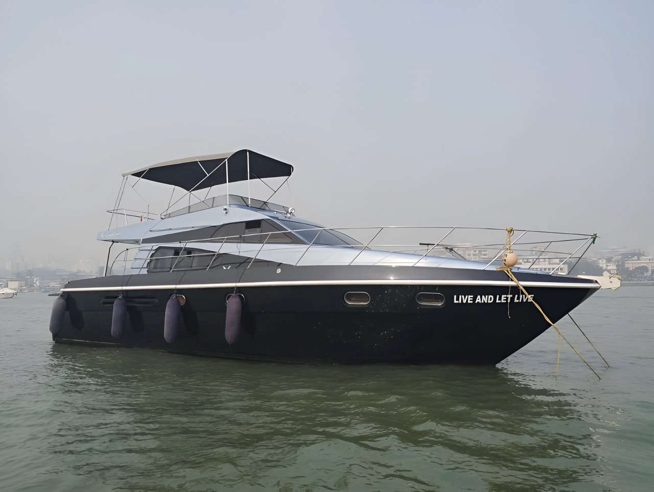 Charter Yacht LIVE AND LET LIVE