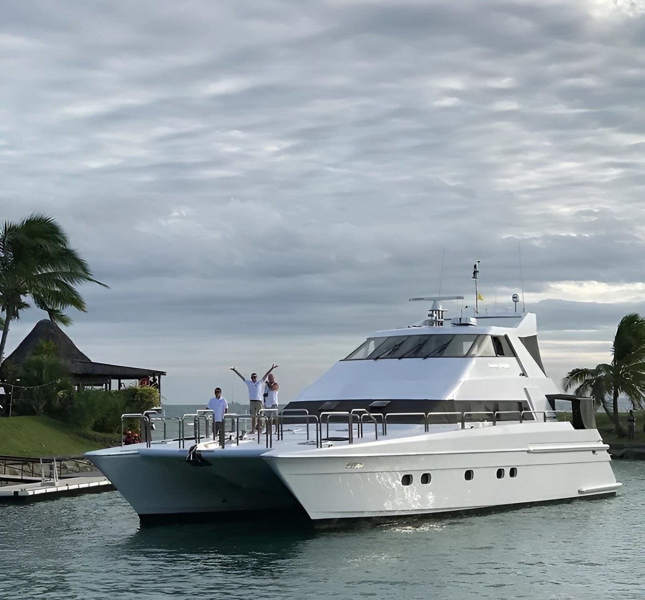 Charter Yacht SHEER DELIGHT
