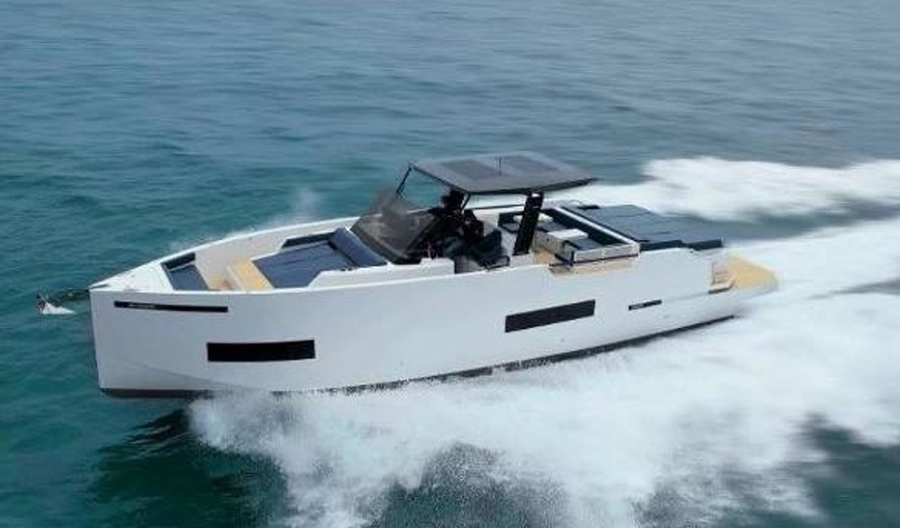 Charter Yacht ANGE 2