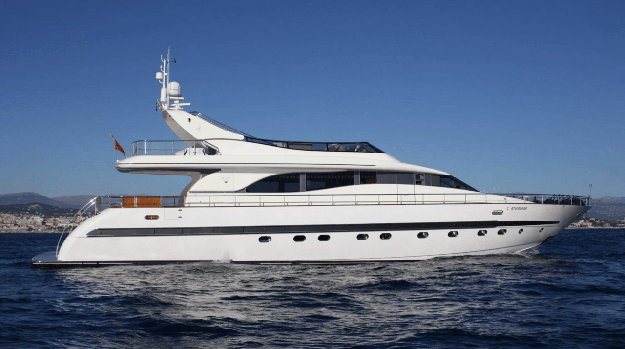 Charter Yacht MAGENTA