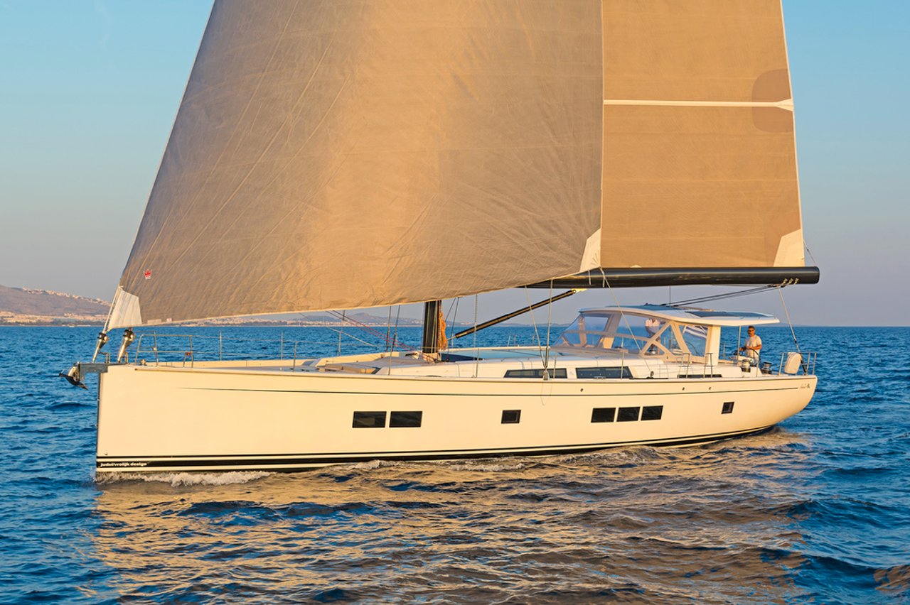 Charter Yacht Alizee