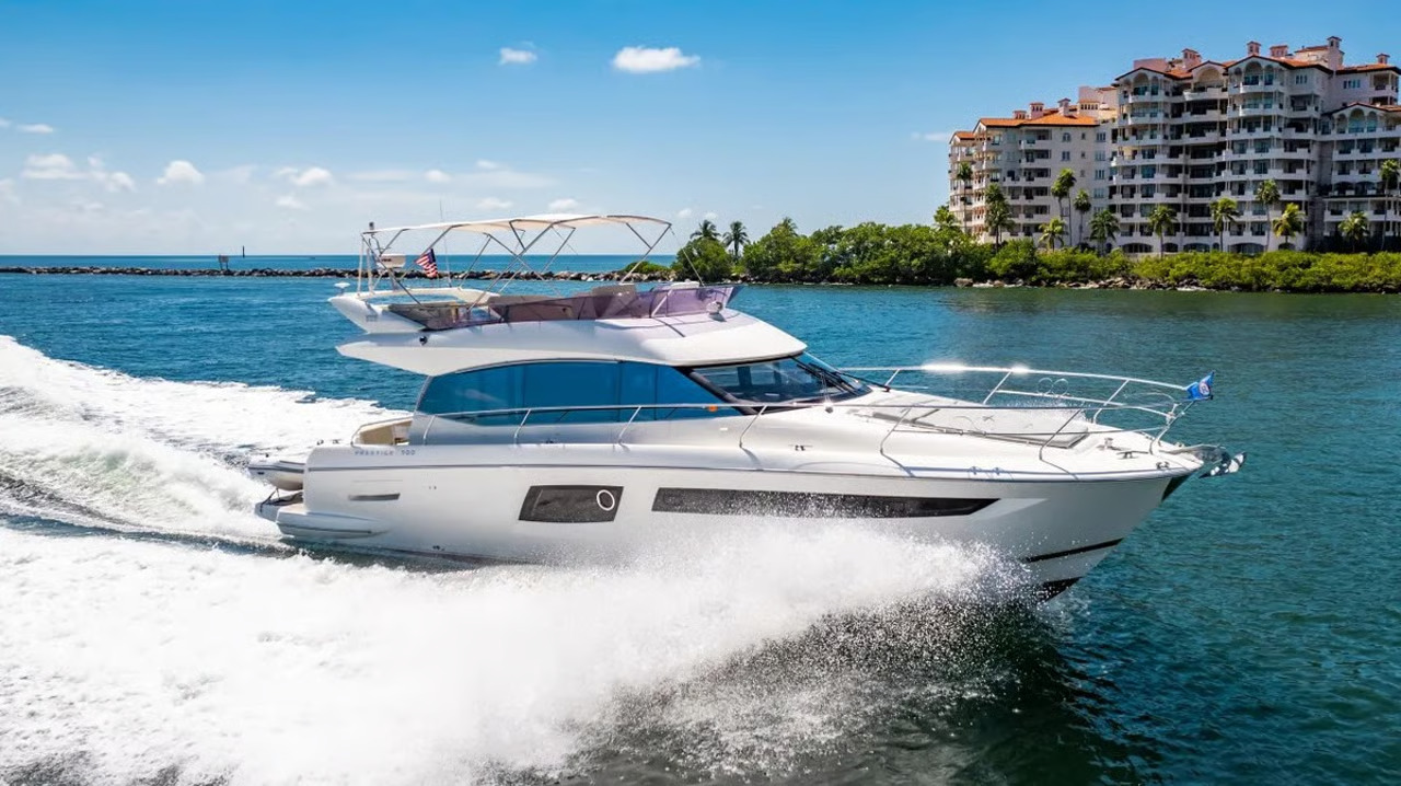 Charter Yacht WHISKEY & WAVES
