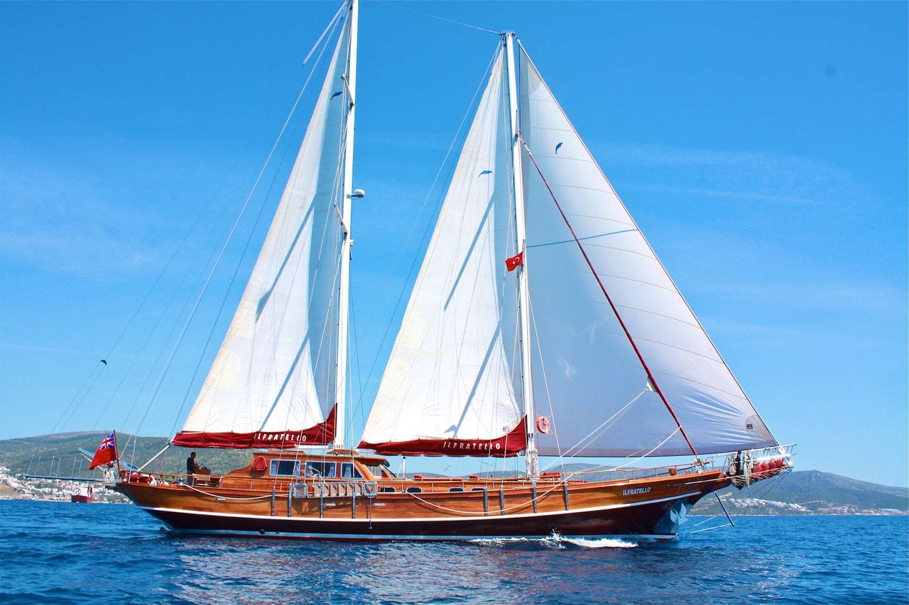 Charter yacht IKIGAI