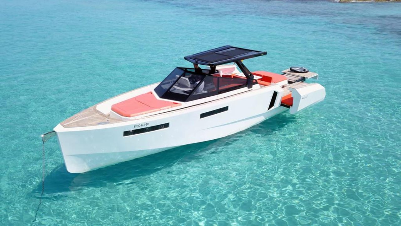 Charter Yacht AURORA