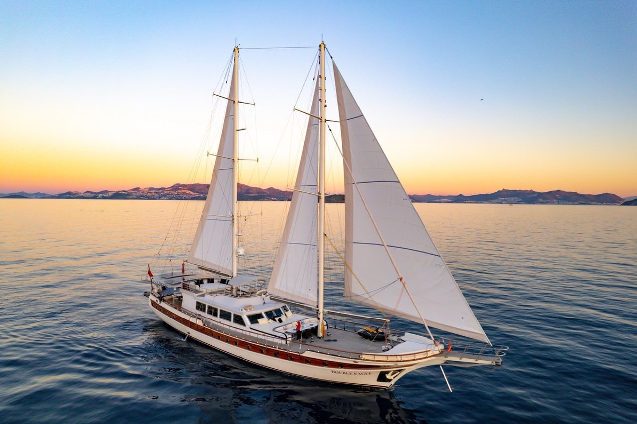 charter yacht DOUBLE EAGLE