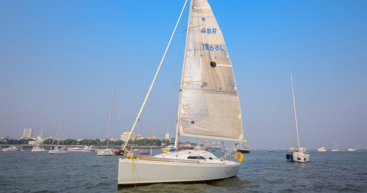 Charter Yacht MALBEC 29