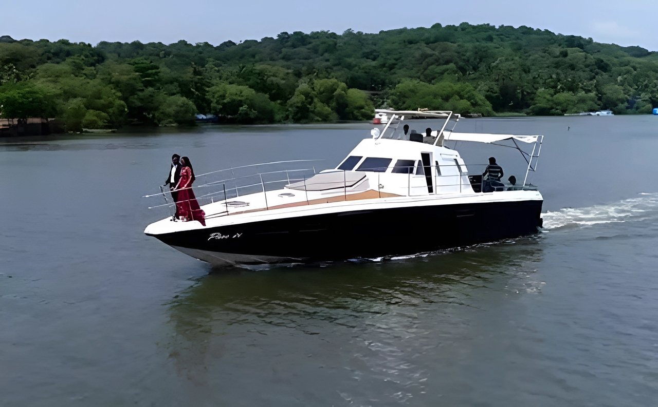 Charter Yacht PHOENIX