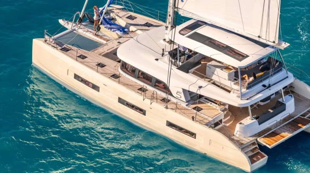 Charter Yacht LADY ROSE