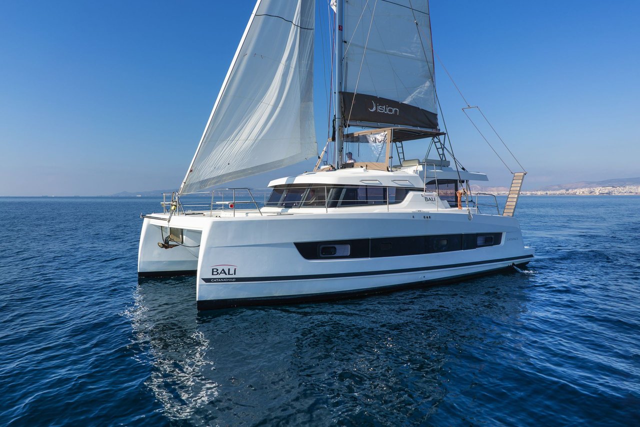 Charter Yacht DUENDE