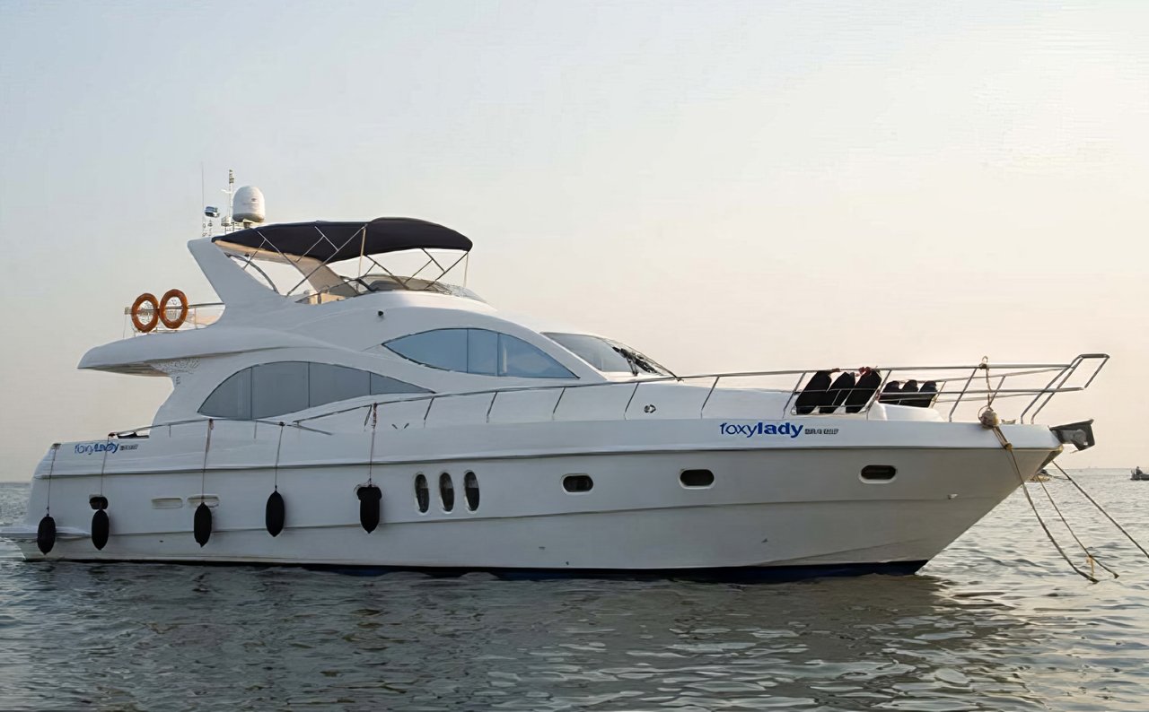 Charter Yacht FOXY LADY