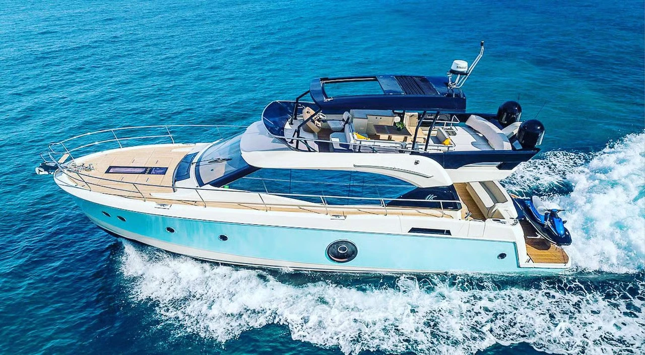 Charter Yacht SINGH CITY