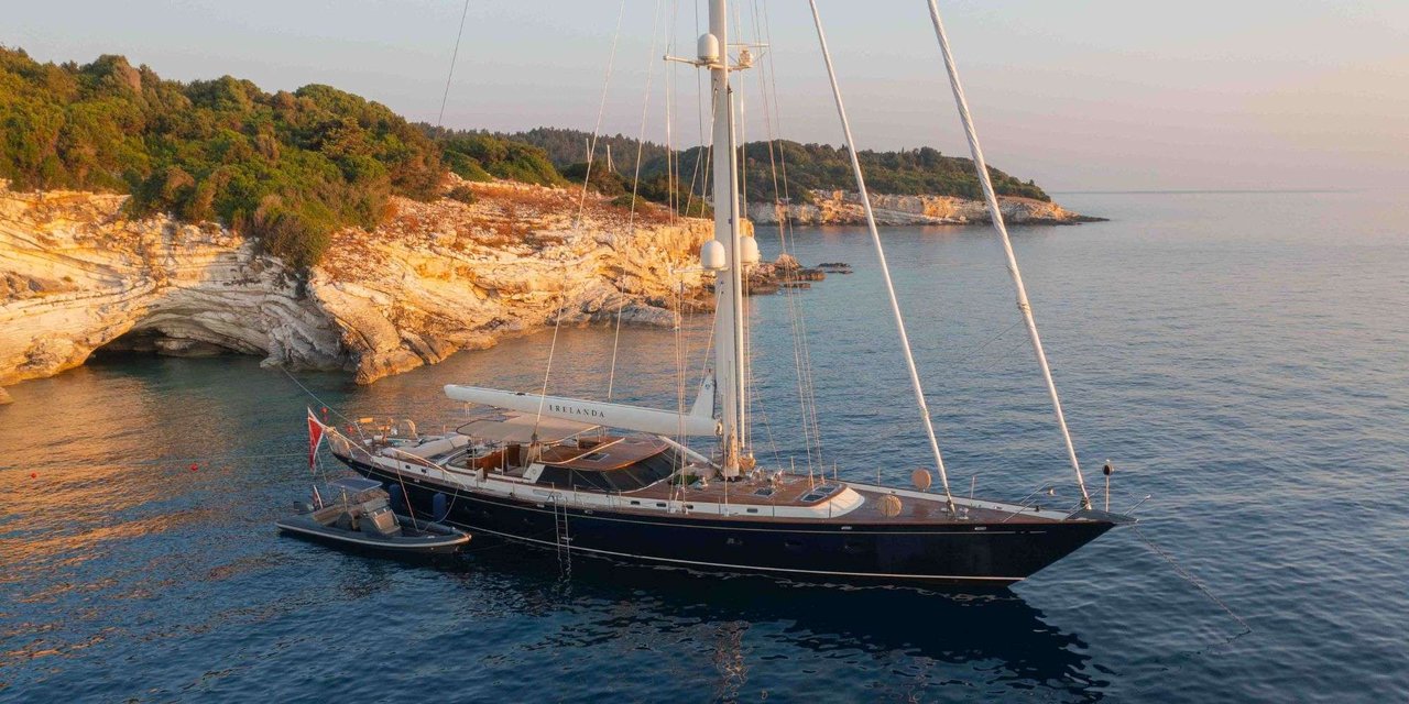 Charter Yacht IRELANDA