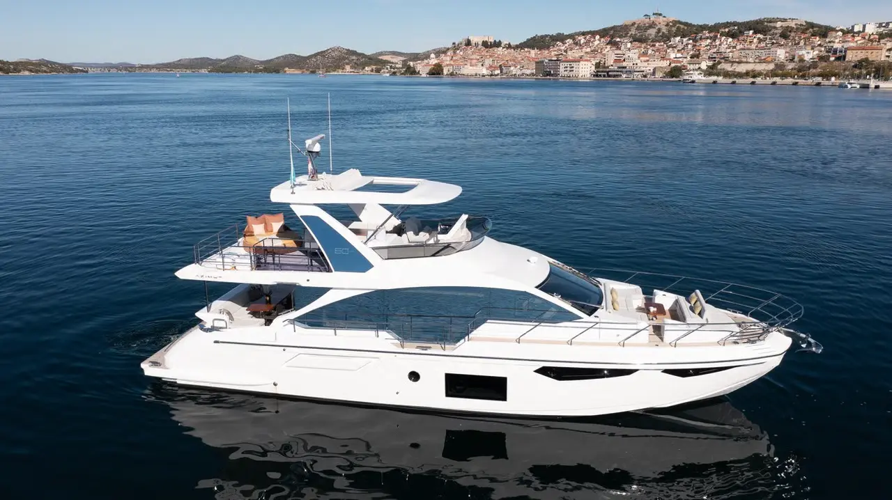 Charter Yacht ALIBABA