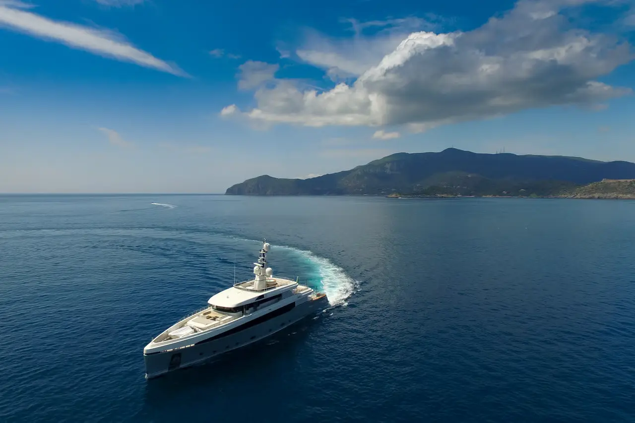 Charter Yacht ASLEC 4