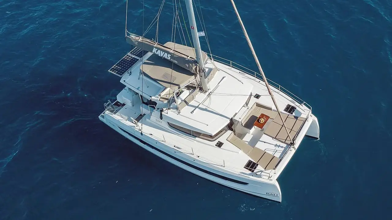 Charter Yacht KOS 42.4