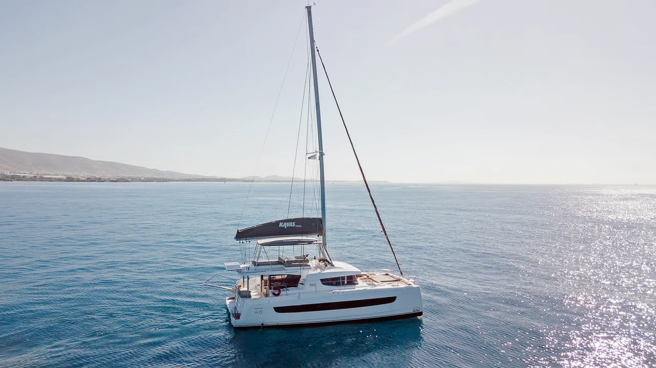 Charter Yacht KOS 46.CAT11