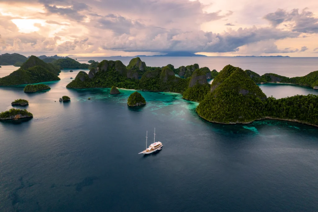 Luxury Yacht Charters in Indonesia