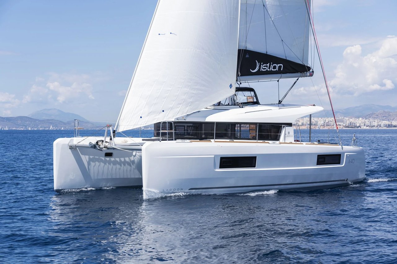 Charter Yacht NEMO