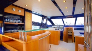 Charter Yacht ARIA BLUE