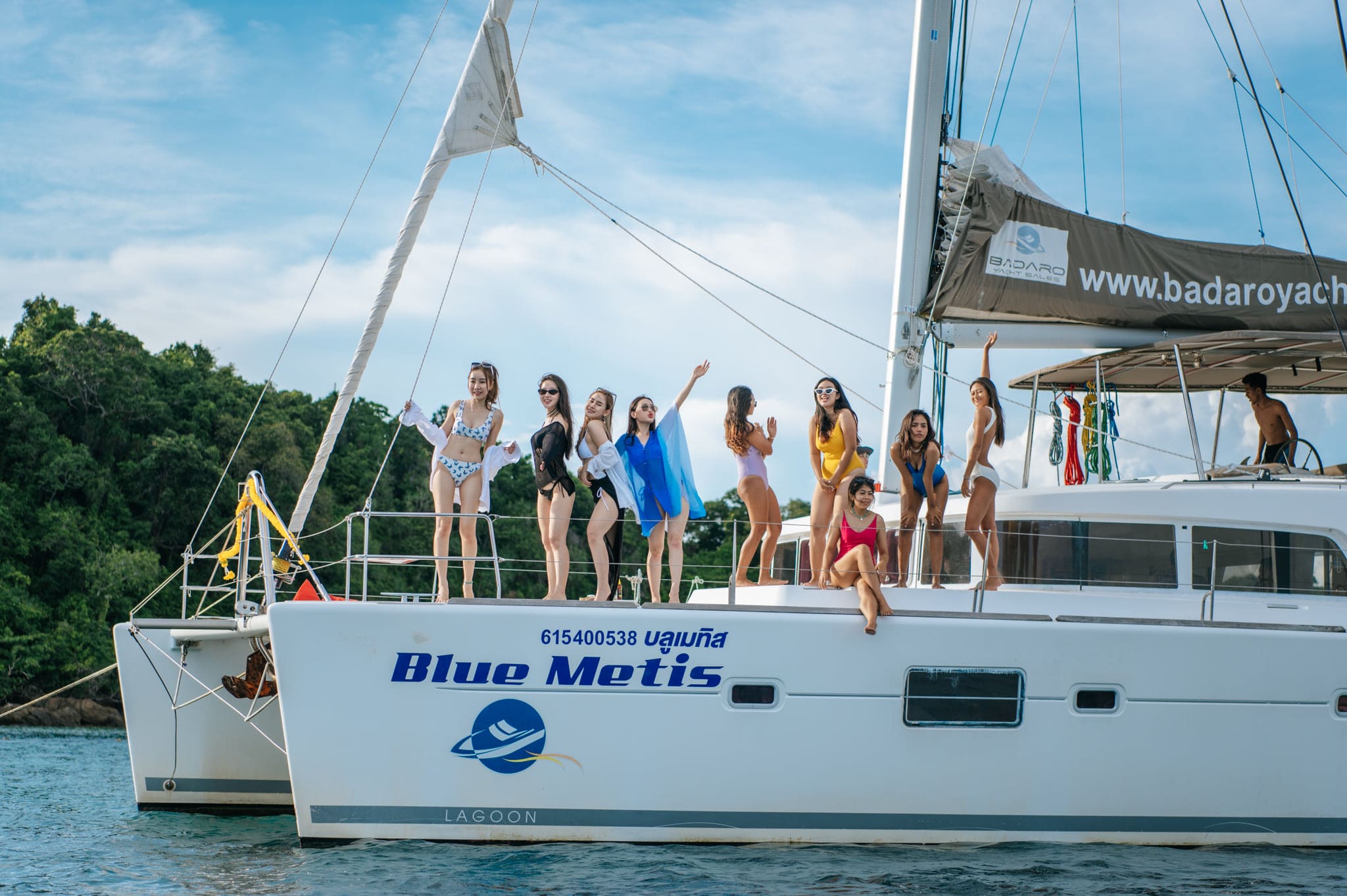 Charter Yacht BLUE METIS