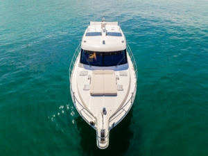 Charter Yacht HAPPY OURS