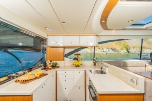 Charter Yacht HAPPY OURS