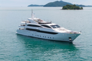 Charter Yacht PANAKEIA