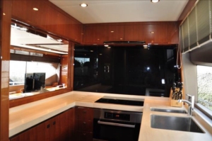 Charter Yacht PRINCESS 78