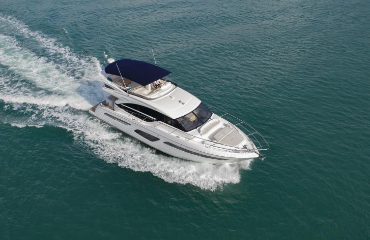 Charter Yacht PRINCESS F55