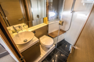 Charter Yacht PRINCESS V39